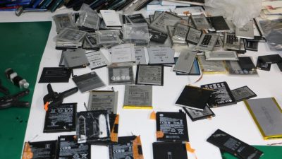 Diyarbakır’da, geçtiğimiz günlerde telefon bataryasının patlaması sonucu meydana gelen yangında