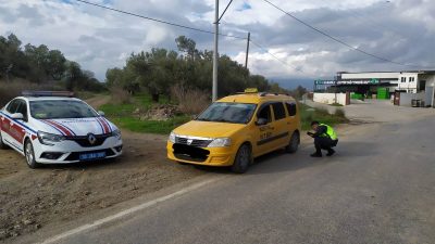 Balıkesir İl Jandarma Komutanlığı Trafik Jandarması tarafından yapılan “Kış Lastiği