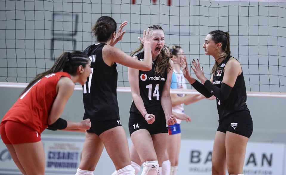 20 Yaş Altı Kadın Voleybol Milli Takımı, Türkiye’nin ev sahipliğinde