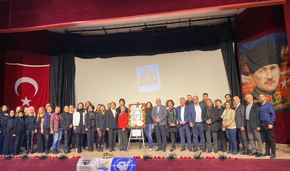 Uğur Mumcu, Bandırma’da saygıyla anıldı Bandırma’da, düzenlenen programda Araştırmacı Gazeteci Uğur Mumcu, Diyarbakır’da 23 yıl