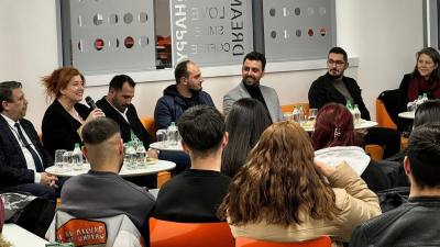 Milletvekili Ali Taylan Öztaylan, Bandırma’da üniversiteli öğrenciler ile bir araya