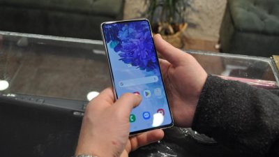 Eskişehir’de telefonculuk yapan Yiğit Aytekin, sürekli aynı uygulamada kalmaktan ve