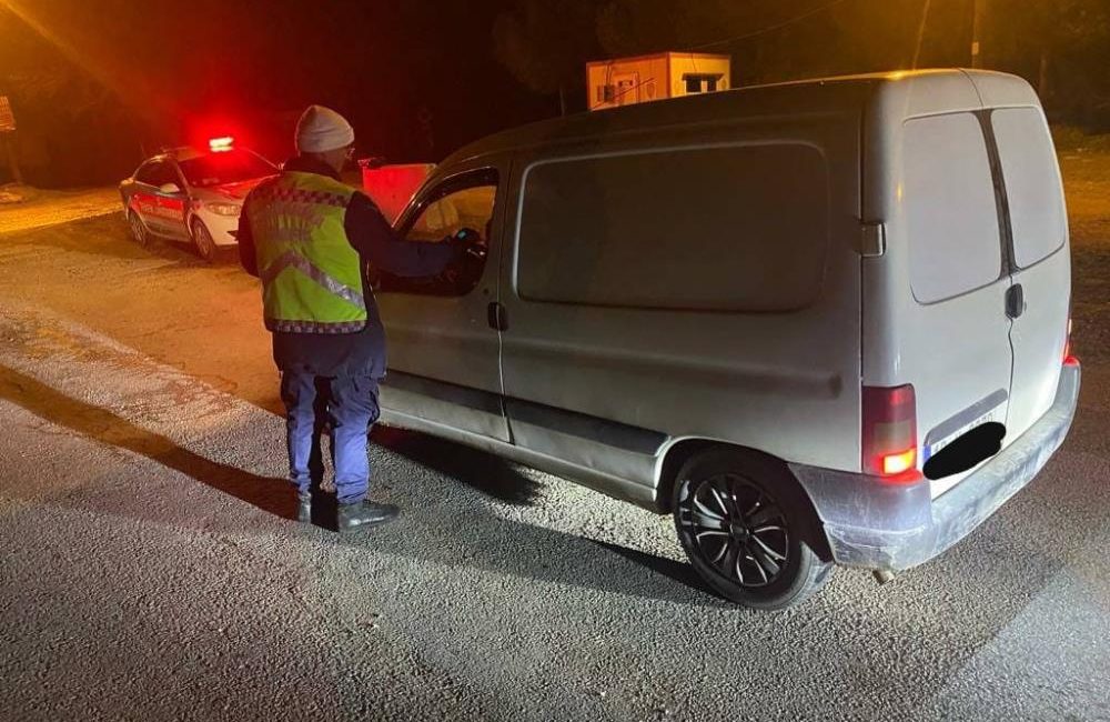 Balıkesir’de 8 kişiye gözaltı Balıkesir’de jandarma ekipleri tarafından yapılan Trafik ve Asayiş uygulamalarında kapsamında