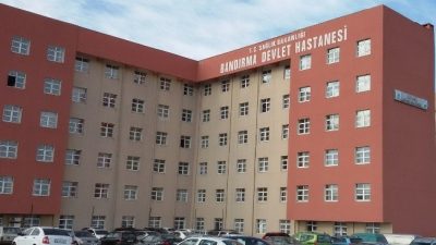 Bandırma’da, çakmak gazı çeken genç hayatını kaybetti.Bandırma, 17 Eylül Mahallesi’nde