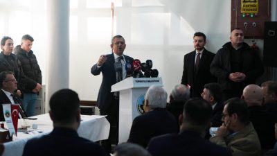 Memleketi Manisa’nın Turgutlu ilçesinde açıklamalarda bulunan CHP Genel Başkanı Özgür