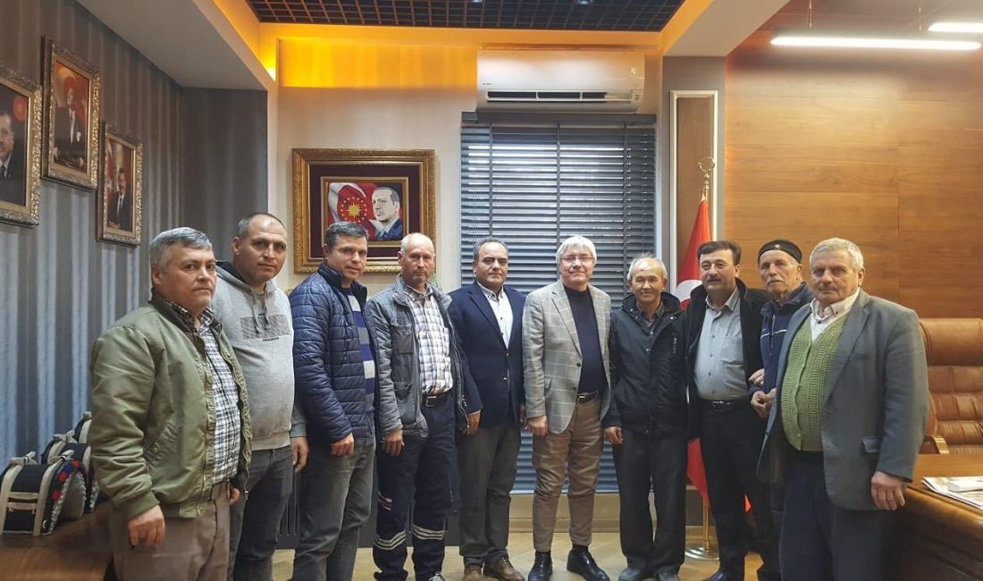 İvrindili vatandaşlar Başkan’a taleplerini iletti İvrindi Kocaoba Mahallesi’ndeki vatandaşlar Belediye Başkanını ziyaret ederek yapılabilecek yatırımlar