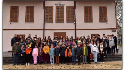 Balya Zübeyde Hanım Yatılı Bölge Ortaokulu öğrencileri, Karesi’deki “Atatürk Evi”ni