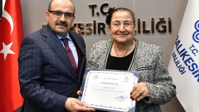 Balıkesir Valisi İsmail Ustaoğlu, Ayvalık’ta yapımı devam eden lise bünyesinde