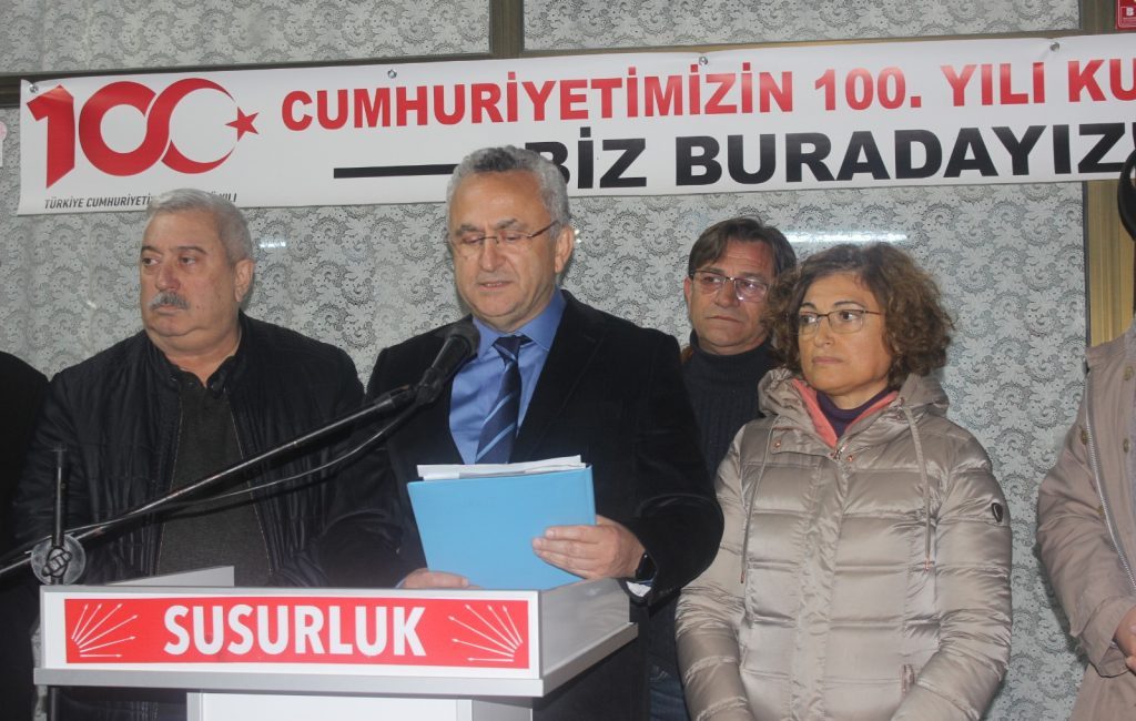CHP Balıkesir ilçelerinden bir başkan adayını daha açıkladı CHP, Balıkesir Büyükşehir Belediye Başkan Adayı Ahmet Akın’ın yanı sıra