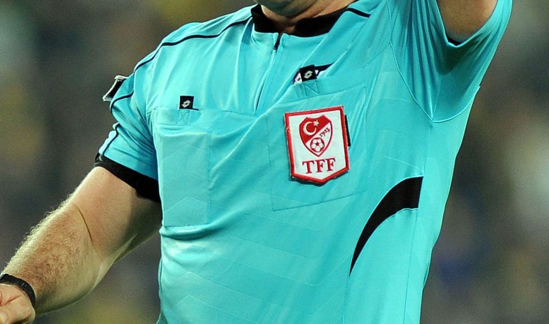 Bandırmaspor- Erzurumspor FK maçının hakemi açıklandı 13 Ocak’ta oynanacak Teksüt Bandırmaspor-Erzurumspor FK maçında görev alacak hakemler
