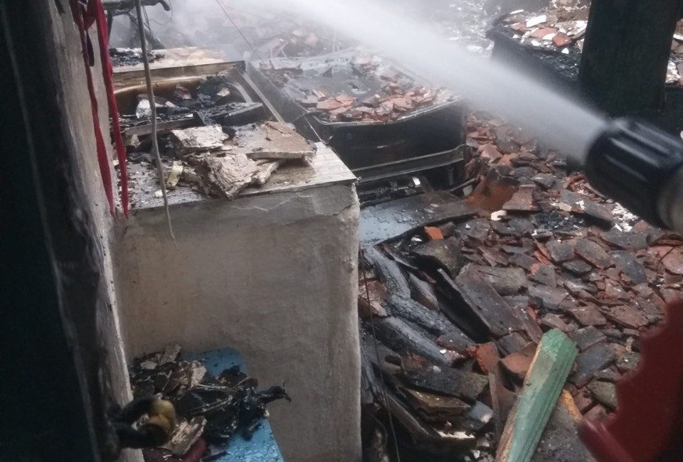 Gönen’de bir evde çıkan yangında, 1 kişi hayatını kaybetti.Edinilen bilgiye