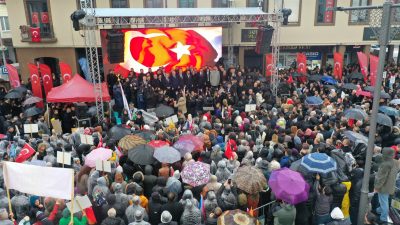 AK Parti’nin yeniden Balıkesir Büyükşehir Belediyesi Adayı olarak açıklanan mevcut
