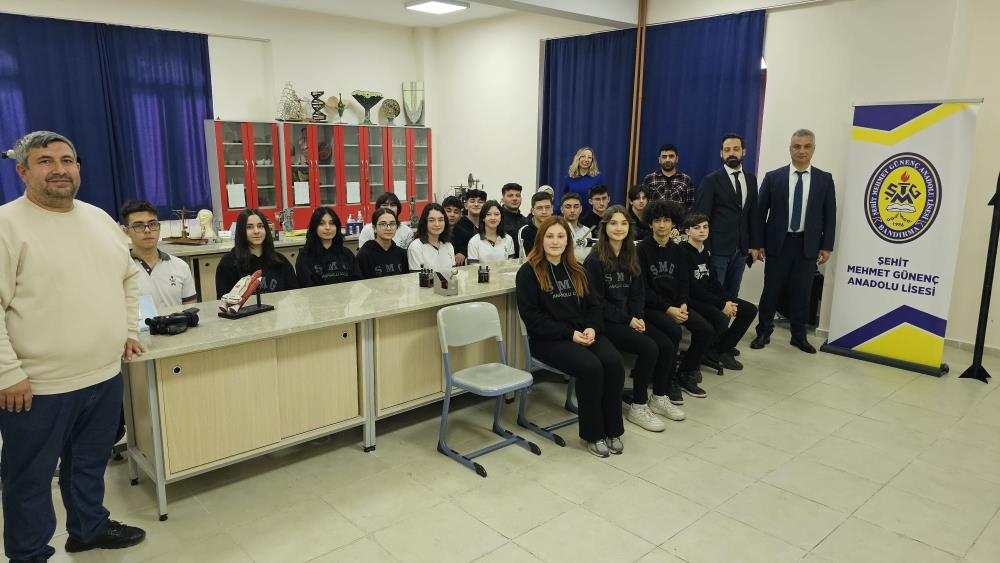 Bandırma Şehit Mehmet Günenç Anadolu Lisesi bünyesinde kurulan ve tamamını