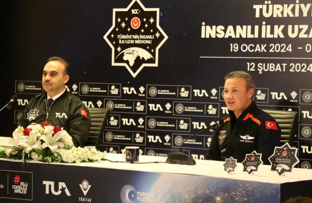 Sanayi ve Teknoloji Bakanı Mehmet Fatih Kacır, “Alper Gezeravcı’nın gerçekleştirdiği