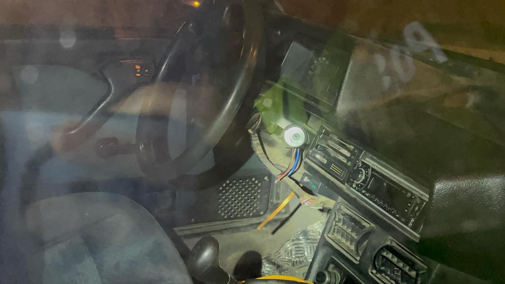  Bilecik’in Bozüyük ilçesinden çaldıkları otomobil ile Bursa’nın İnegöl ilçesine gelen