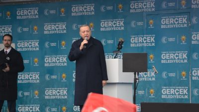 Cumhurbaşkanı Recep Tayyip Erdoğan, 31 Mart seçimleri için seçmenin karşısına