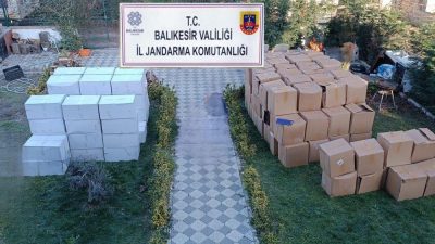 Edremit’te Balıkesir İl Jandarma Komutanlığınca yapılan operasyonda piyasa değeri 8