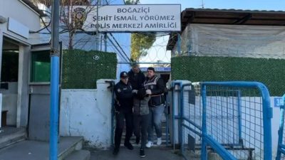 İzmir’in Konak ilçesinde, kendisine el atan yolcuya “Aracımı kapattım” diyen