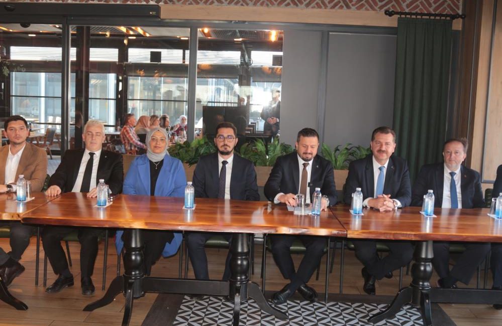 AK Parti Balıkesir İl Başkanlığı Cumhurbaşkanı Erdoğan’ı bekliyor AK Parti Balıkesir İl Başkanlığı, AK Parti Genel Başkanı ve