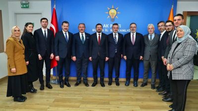 AK Parti Genel Başkan Belgin Uygur, AK Parti’nin 3 ilçesinde