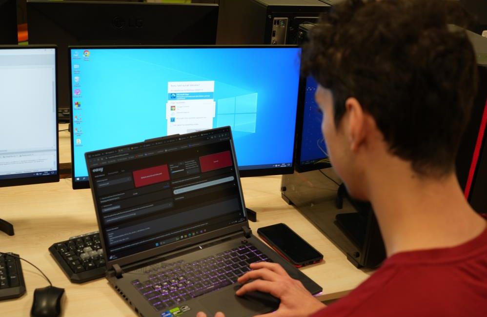 “Ses”li tehlike Yapay zekanın korkutan yanlarından biri olan “deepfake” (derin sahte) teknolojisi,