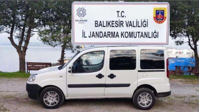 Balıkesir’de jandarma ekipleri, göçmen kaçakçılığına yönelik yürüttükleri operasyonlarda 173 düzensiz