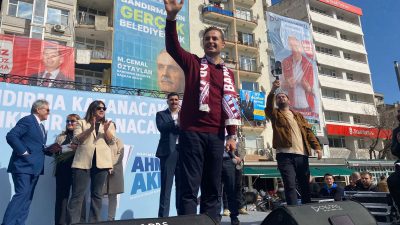 Bandırma’da miting düzenleyen Ahmet Akın, vatandaşlara “Seçim sürecinde konuştuklarımız bizim