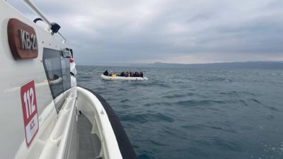 Çanakkale’nin Ayvacık ilçesi açıklarında Sahil Güvenlik ekiplerince 43’ü çocuk, 106