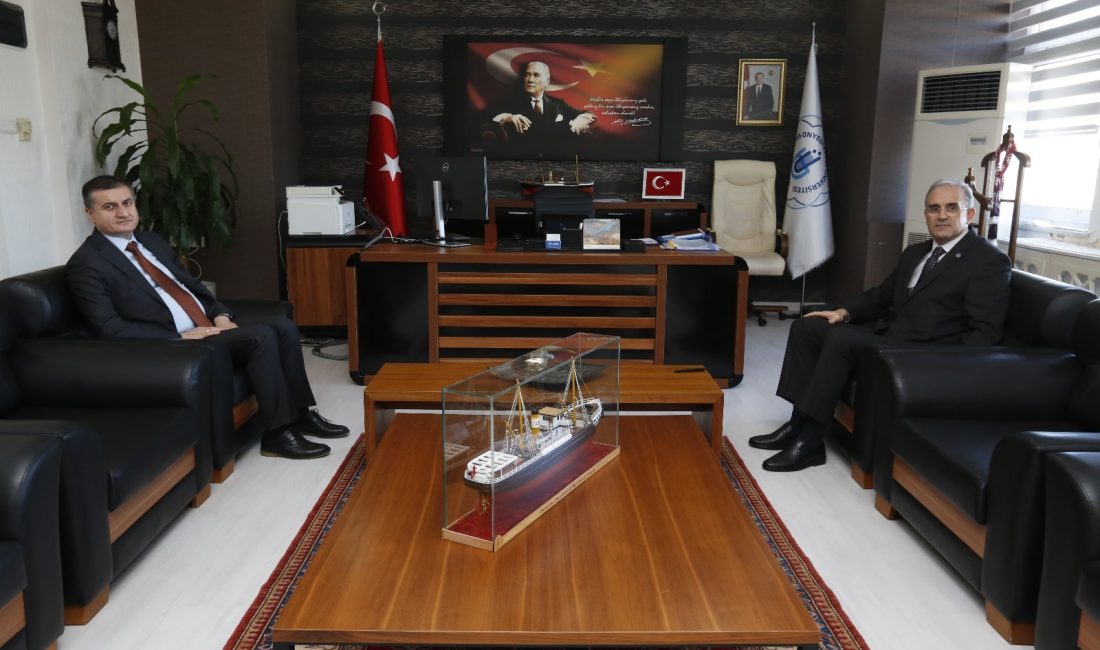 Balıkesir Cumhuriyet Başsavcısı Abdulkadir Akın, 1 Aralık 2023 tarihinde BANÜ’de