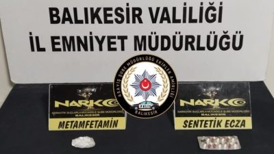 Balıkesir’in merkez Altıeylül ve Karesi ilçelerinde polis ekiplerinin şüpheli şahıs