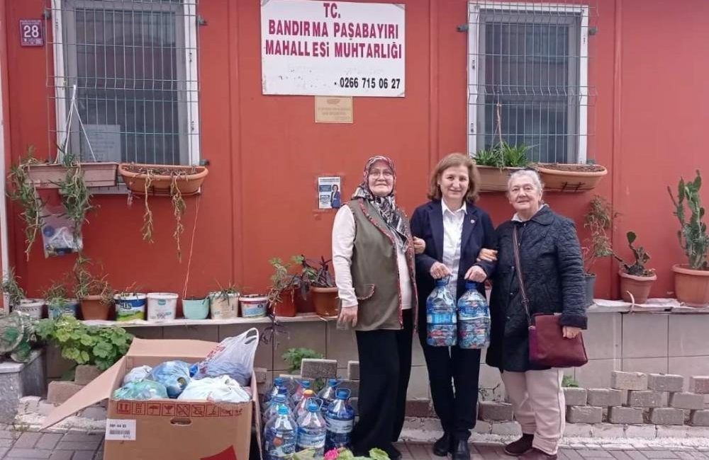 Bandırma’da mavi kapak kampanyasına destek Bandırma’da engelli bireylere destek olmak ve çevre duyarlılığına dikkat çekmek