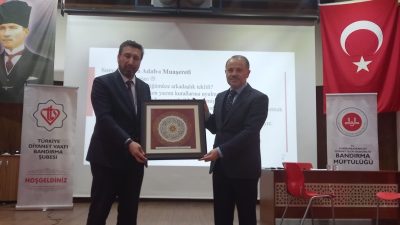 Bandırma Müftülüğü’nün şubat ayı personel toplantısında “Toplumsal Yaşamda Nezaket Sanatı”