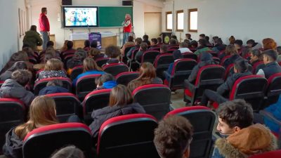 BANÜ Genç Ofis gönüllüleri, Bandırma’daki öğrencilerin teknoloji alanında kendini geliştirmesi