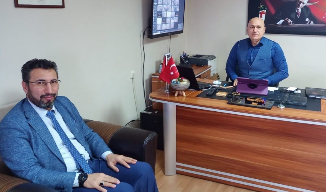 Bandırma’nın gençleri için işbirlikleri üzerinde duruldu Bandırma Müftüsü Abdulhamid Pehlivan Bandırma Gençlik ve Spor İlçe Müdürlüğü’ne
