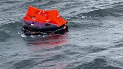Marmara Adası ilçesinden yola çıktıktan sonra denizde fırtınaya yakalanıp İmralı