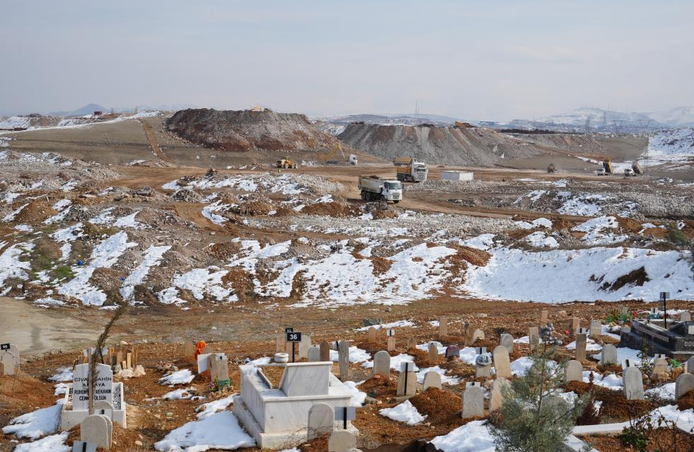 “Asrın felaketi” olarak nitelendirilen Kahramanmaraş merkezli depremlerin yıl dönümünde Malatya’da
