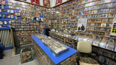 Özellikle doksanlı yıllarda hayli popüler olan, ancak CD, DVD, MP3