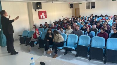 Burhaniye’de kadına şiddetin önüne geçilmesi amacıyla hayata geçirilen proje kapsamında