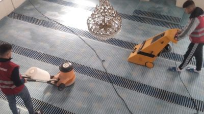Balya’da belediye ekipleri tarafından Ramazan ayı öncesi camiler temizlenerek dezenfekte