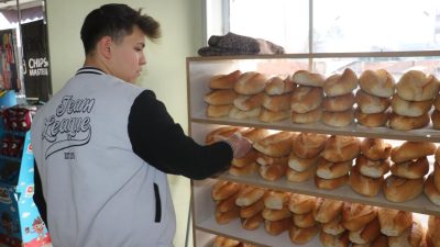 Mezar yerlerinin bedava olduğu Sivas’ta ekmek ise birçok büfede 5
