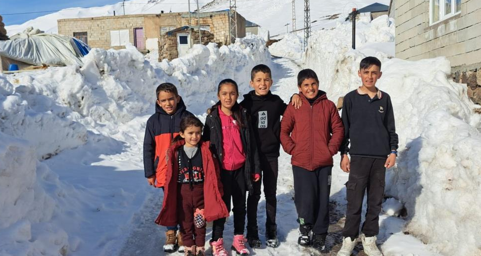 Bitlis’in Adilcevaz ilçesine bağlı Türkiye’nin en yüksek köyü olarak bilinen