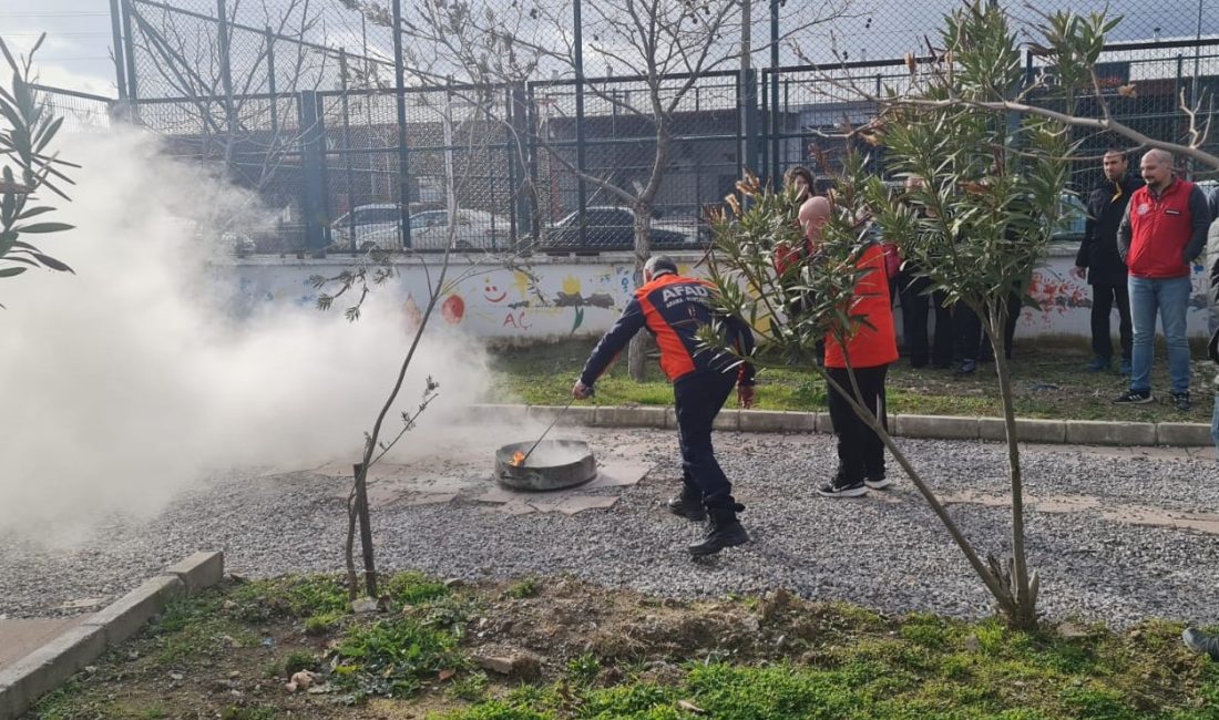 Balıkesir Gençlik ve Spor Müdürlüğü tarafından Edremit’te personellere afet eğitimi