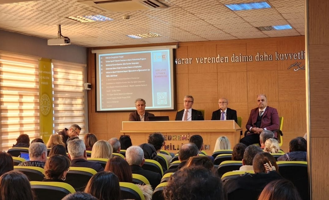 Edremit İlçe Milli Eğitim Müdürlüğü tarafından düzenlenen toplantıda 2023-2024 eğitim
