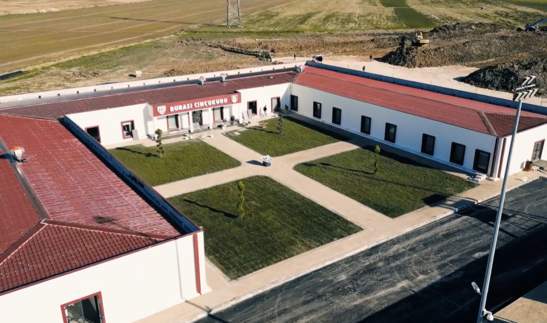 Bandırmaspor’un “Sporcu Konaklama Tesisi” hizmete girdi Bandırmaspor tarafından Eylül 2023 tarihinde yapımına başlanılan “Sporcu Konaklama Tesisi”