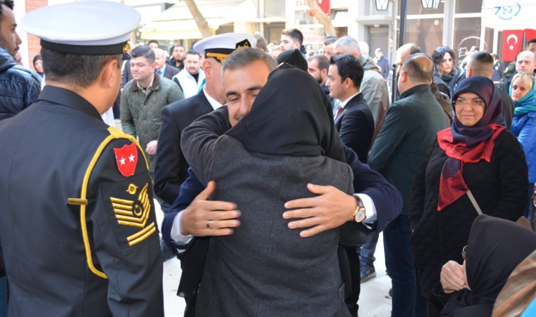 Erdekli şehide vefatının 40’ıncı gününde dualar edildi Erdekli Şehit Asb.Kd Çvş.Bahadır Canbulat için vefatının 40’ıncı gününde mevlit