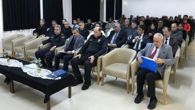 Erdek Milli Eğitim Müdürlüğü tarafından düzenlenen toplantıda 2023-2024 eğitim-öğretim ikinci