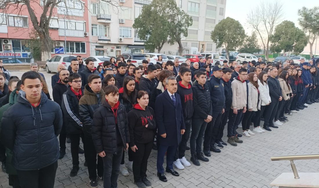 Erdek’te öğrenciler 6 Şubat depremini andı Erdek’te KMTAL öğrencileri tarafından 6 Şubat depreminde hayatını kaybeden vatandaşlar