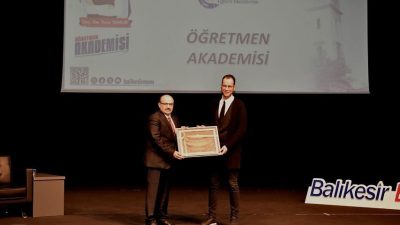 Balıkesir’de gerçekleştirilen “Oyun Dostu Öğretmen ve Oyun Dostu Okul” seminerinde