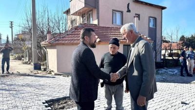 Sındırgı Belediye Başkanı, ilçede parke taş sorununun ortadan kaldırılmasına yönelik