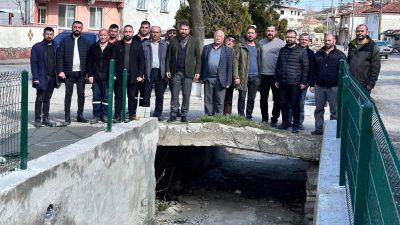 Sındırgı Belediye Başkanı Yavaş, Gölcük Mahallesi’nde çalışmaları devam eden dere